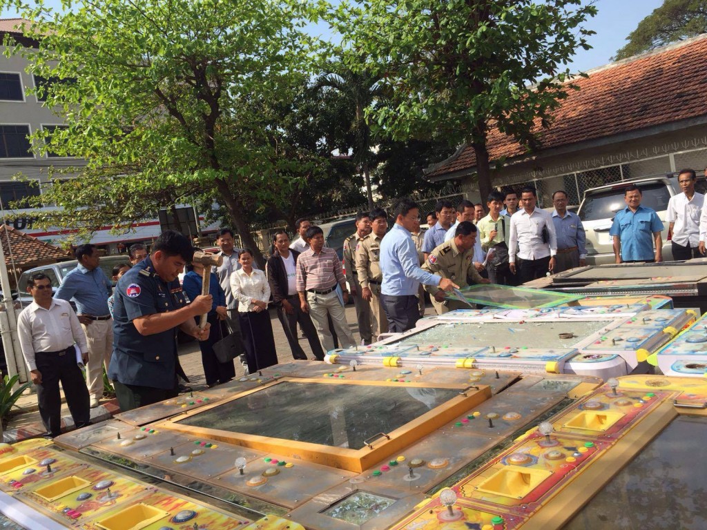 12669098_959386474116413_1697986057_o