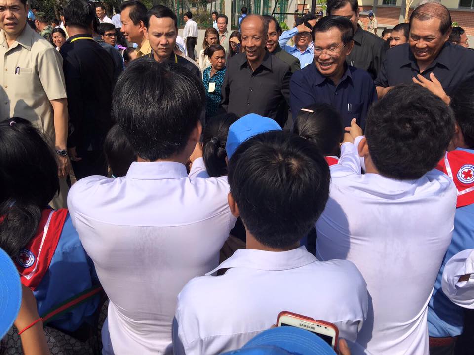 12049499_966427973405700_1911995420530505938_n