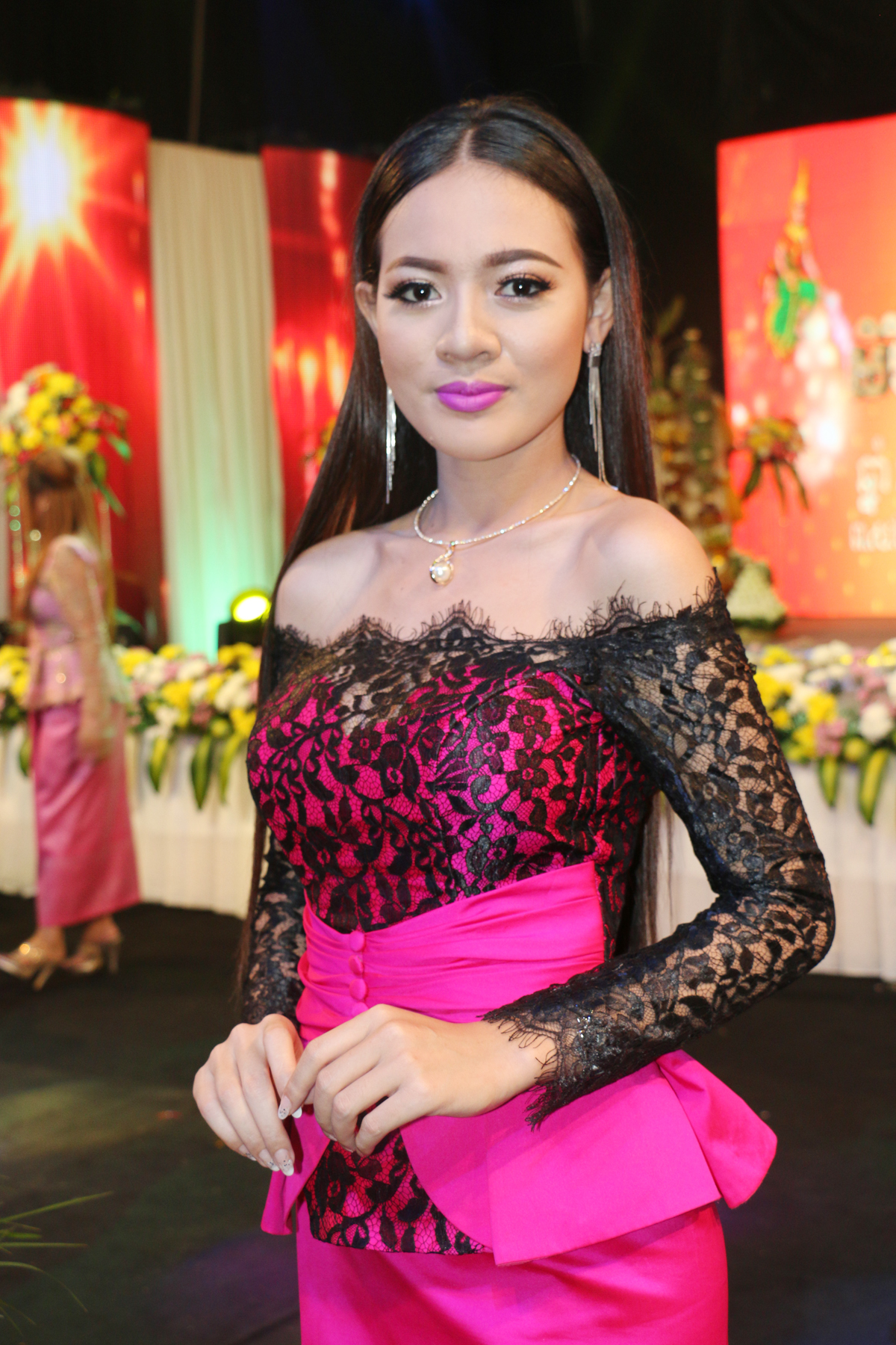វណ្ណ វលក្ខណ៍