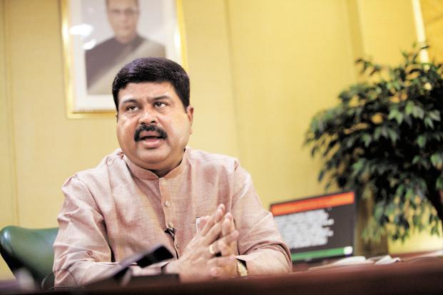 dharmendrapradhan-k4AB--621x414@LiveMint